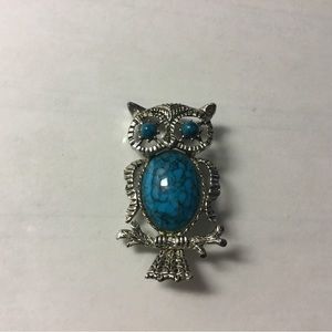 Owl Silver Brooch can also be used as Pendant.